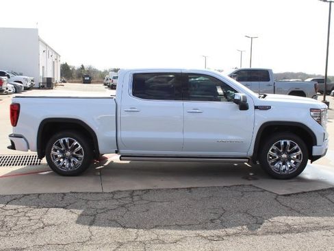 New 2026 GMC Sierra 1500 Denali image 6