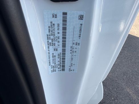 New 2026 Ford F250 XL w/ XL Chrome Package AWD/4WD image 18