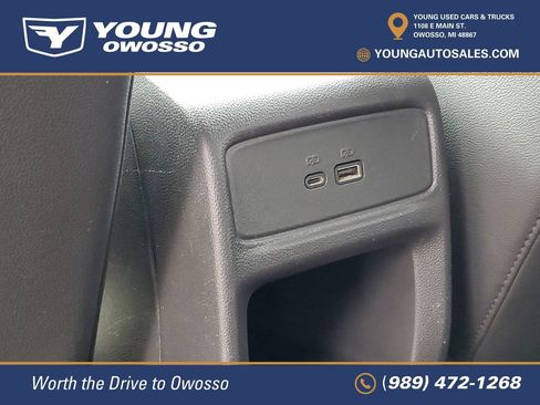 Used 2025 Chevrolet Trax LT w/ Driver Confidence Package FWD image 27