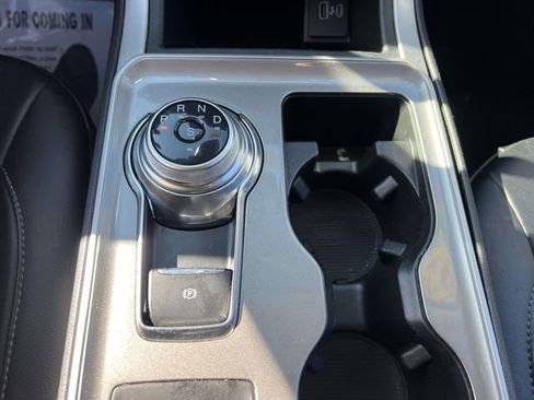 Used 2024 Ford Edge SEL image 20