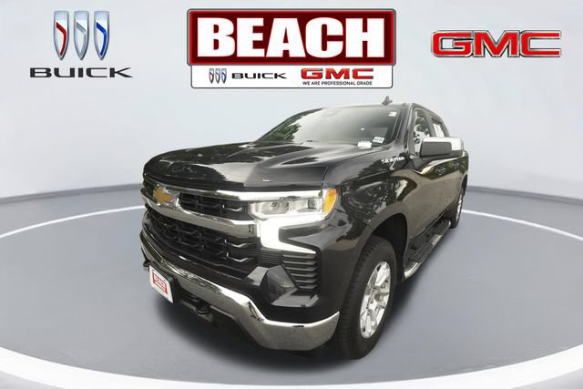 Used 2022 Chevrolet Silverado 1500 LT AWD/4WD image 7