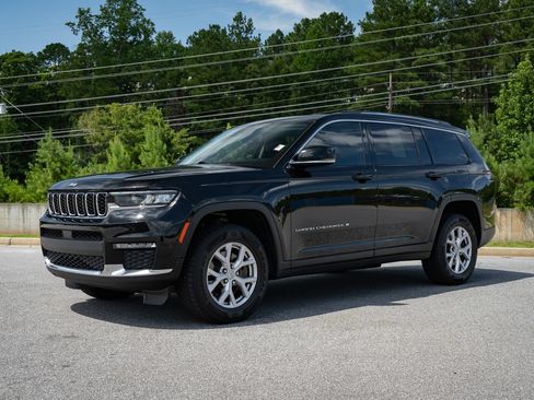 Used 2021 Jeep Grand Cherokee L Limited AWD/4WD image 3