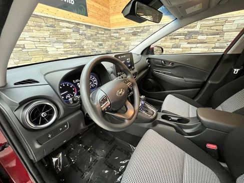 Used 2022 Hyundai Kona SE AWD/4WD image 12