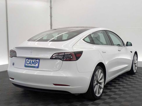 Used 2019 Tesla Model 3 Standard Range image 6