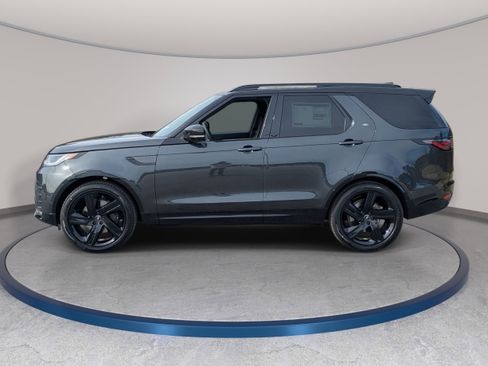New 2026 Land Rover Discovery Limited Edition AWD/4WD image 8