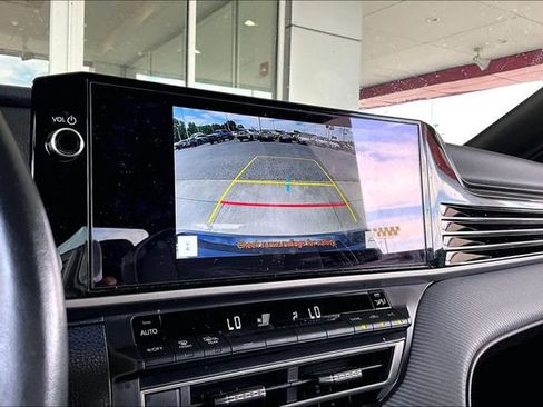 Used 2025 Toyota Camry SE w/ Multimedia Upgrade Package FWD image 13