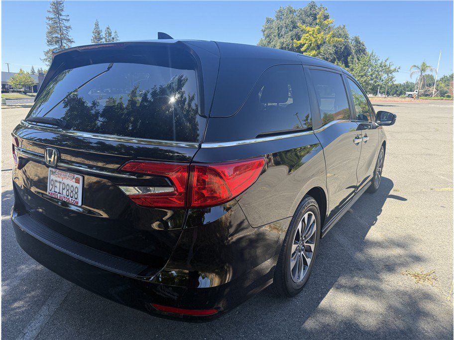 Used 2023 Honda Odyssey EX-L image 5