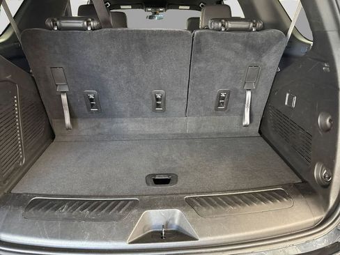 Used 2021 Chevrolet Tahoe LT image 11