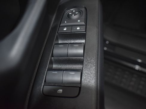 Used 2025 Toyota 4Runner TRD Off-Road Premium image 9