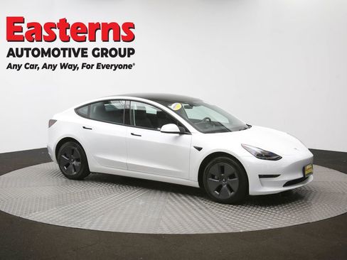 Used 2023 Tesla Model 3 Standard Range image 46