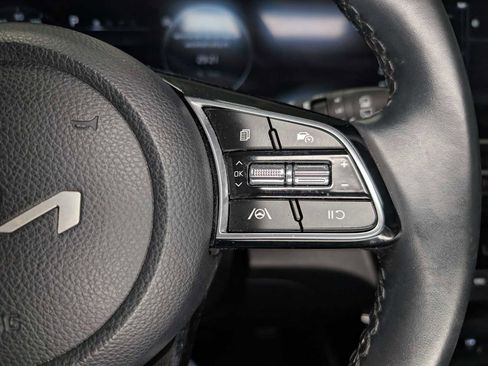 Used 2024 Kia Seltos S AWD/4WD image 38
