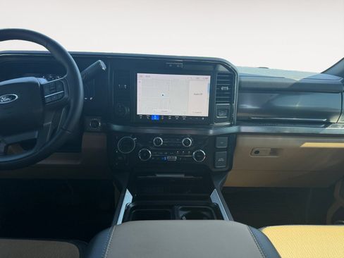 Used 2025 Ford F350 Lariat w/ Lariat Ultimate Package AWD/4WD image 11