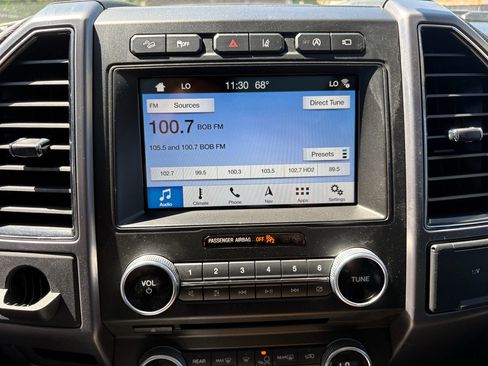 Used 2018 Ford Expedition Max Platinum AWD/4WD image 26