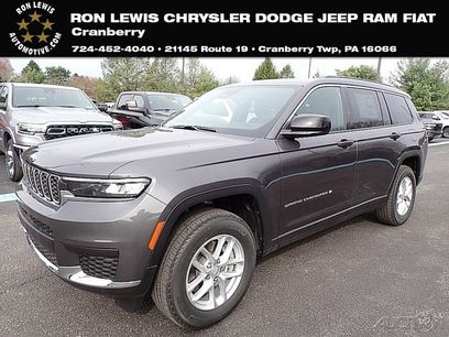 New 2025 Jeep Grand Cherokee L Laredo w/ Luxury Tech Group I