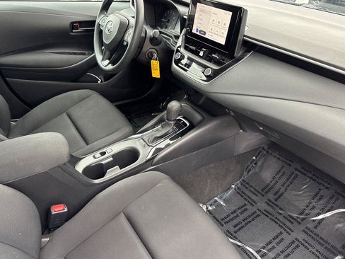 Used 2023 Toyota Corolla LE FWD image 17