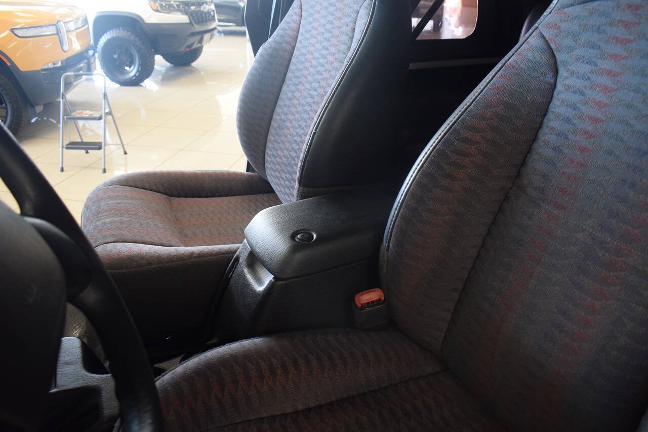 Used 2000 Jeep Wrangler Sport AWD/4WD image 37