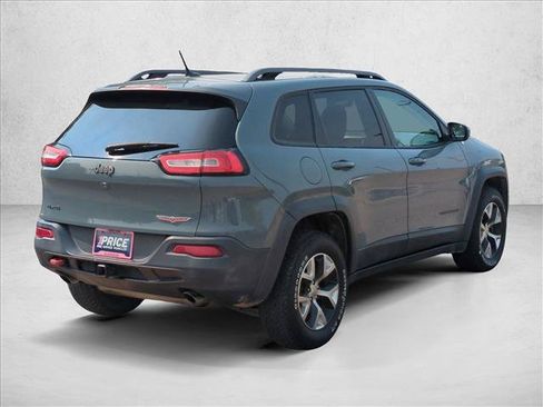 Used 2014 Jeep Cherokee Trailhawk w/ Comfort/Convenience Group AWD/4WD image 5