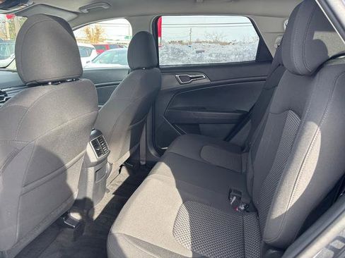 Certified 2023 Kia Sportage LX image 12