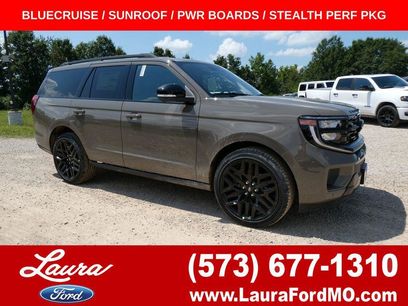 New 2027 Ford Expedition Platinum w/ Stealth Performance Package