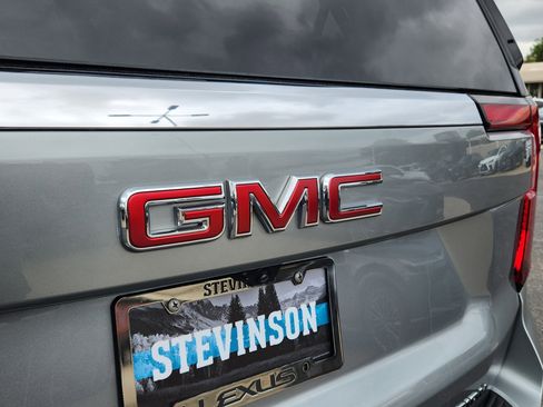 Used 2025 GMC Yukon Elevation w/ LPO, Floor Liner Package AWD/4WD image 19