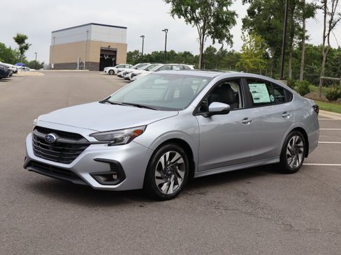 New 2025 Subaru Legacy Limited w/ Popular Package #3 image 2