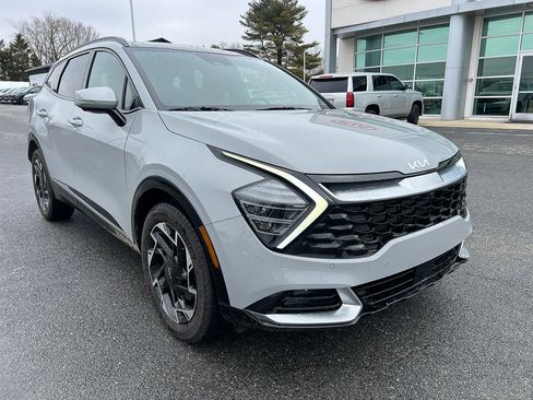 Used 2024 Kia Sportage SX image 11