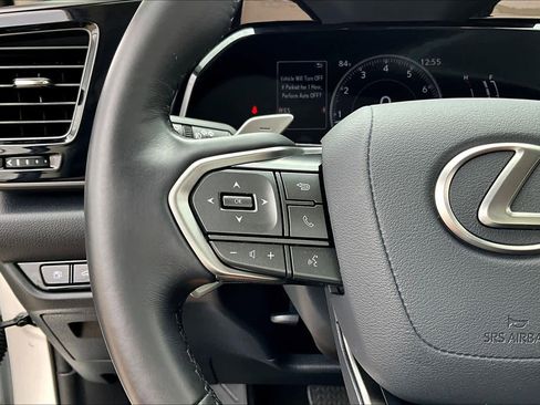 Used 2025 Lexus NX 250 FWD w/ Accessory Package (Z2) image 21