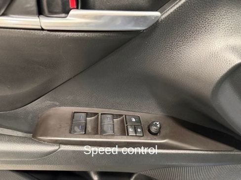 Used 2024 Toyota Camry SE image 23