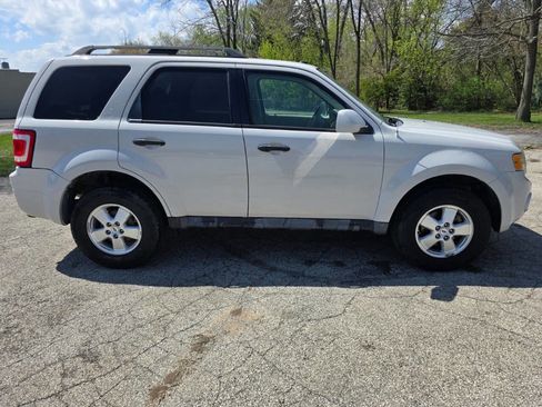 Used 2012 Ford Escape XLT image 4
