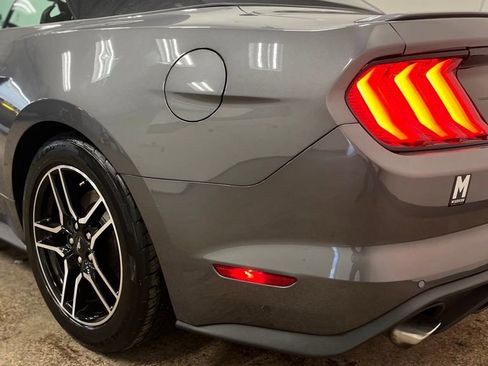 Used 2021 Ford Mustang Premium RWD image 6