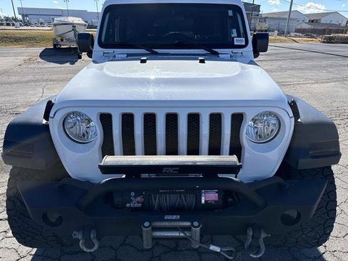 Used 2018 Jeep Wrangler Unlimited Sport S image 2