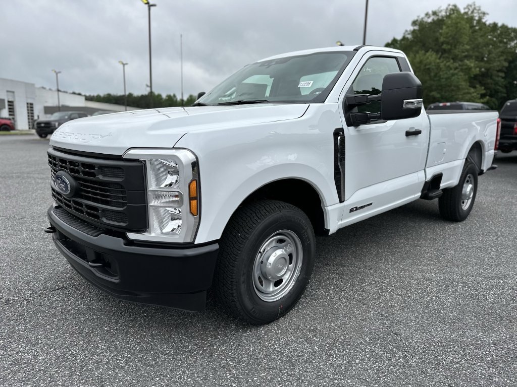 New 2025 Ford F250 XL RWD image 3
