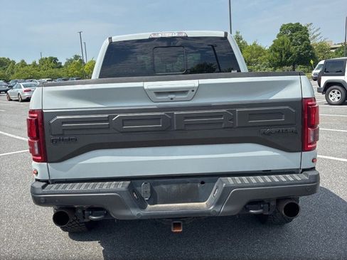 Used 2017 Ford F150 Raptor w/ Equipment Group 802A Luxury AWD/4WD image 4