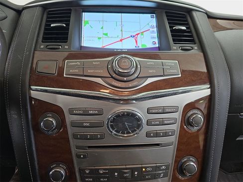 Used 2018 INFINITI QX80 4WD w/ Driver Assistance Package image 23