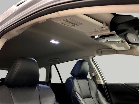 Used 2023 Subaru Outback Limited AWD/4WD image 28