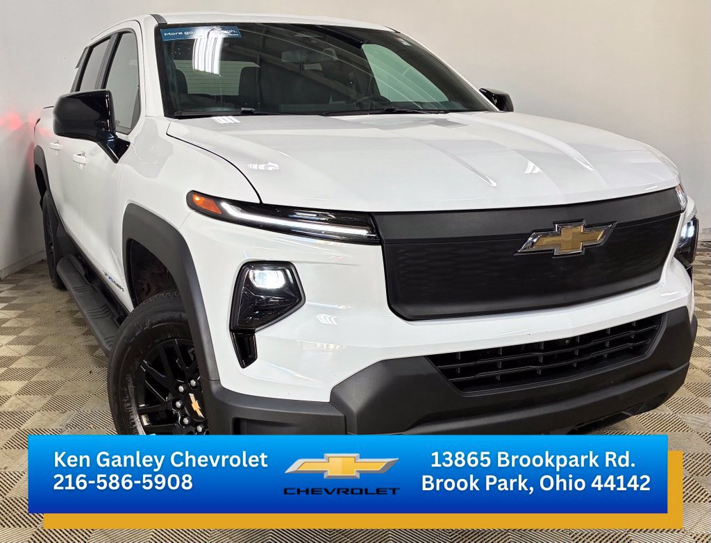 Certified 2024 Chevrolet Silverado EV W/T AWD/4WD image 4