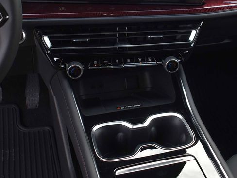 New 2026 Chevrolet Traverse RS image 17