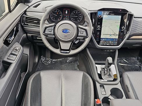 Used 2025 Subaru Forester Touring image 12