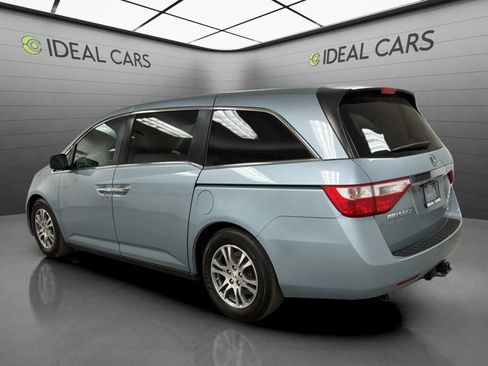 Used 2013 Honda Odyssey EX image 3