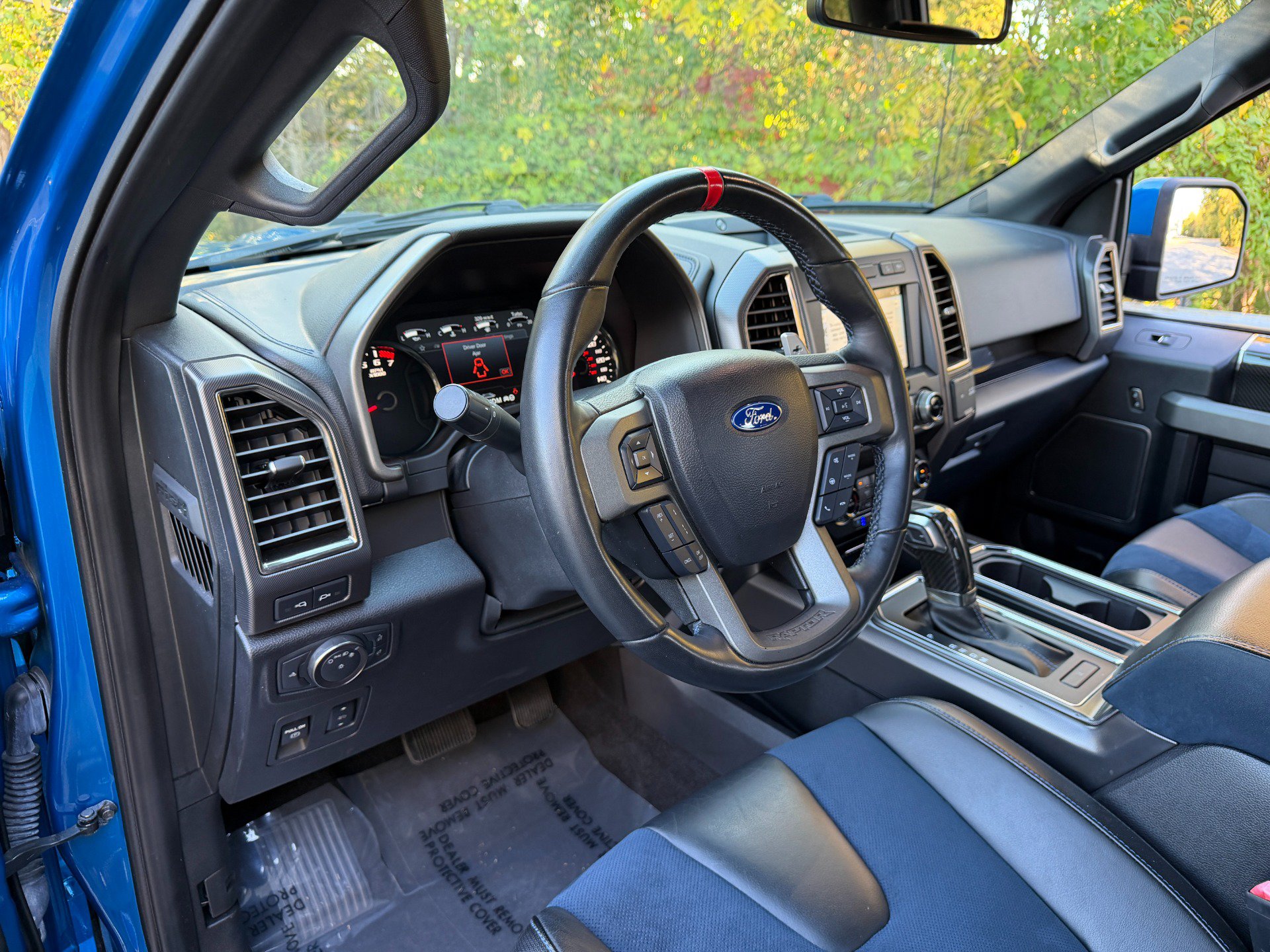 Used 2019 Ford F150 Raptor w/ Equipment Group 802A Luxury AWD/4WD image 38
