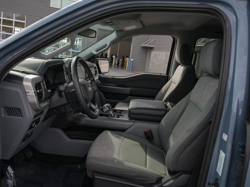 Used 2023 Ford F150 Lightning XLT image 16