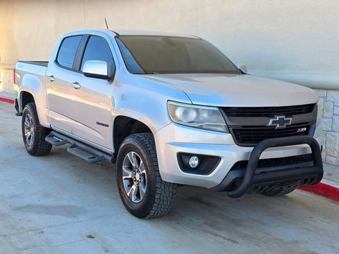 Used 2016 Chevrolet Colorado Z71 image 1