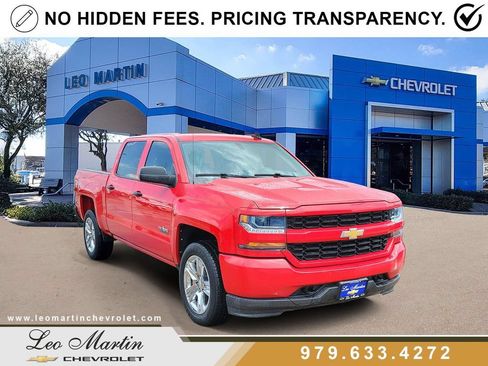 Used 2018 Chevrolet Silverado 1500 Custom w/ Texas Edition AWD/4WD image 2