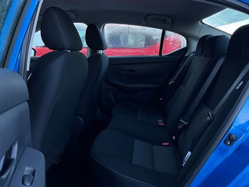 Used 2025 Nissan Sentra SV image 11