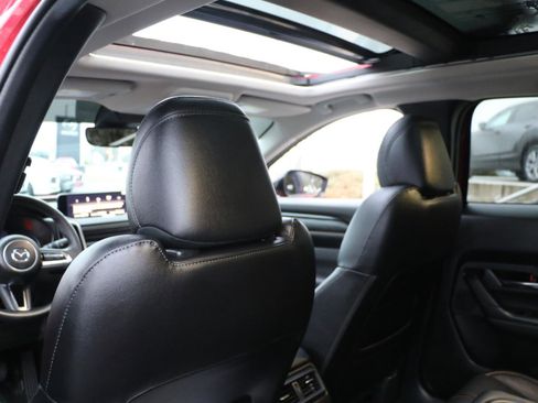 Certified 2024 MAZDA CX-50 AWD 2.5 S w/ Premium Plus Pkg image 11