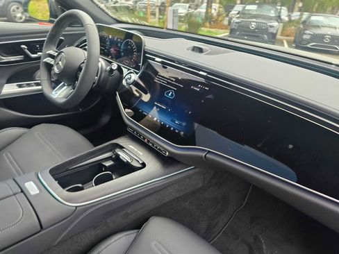 New 2026 Mercedes-Benz E 53 AMG 4MATIC Sedan image 12
