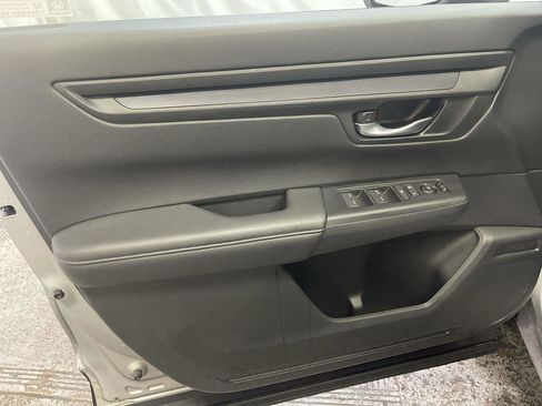 Used 2024 Honda CR-V LX image 13