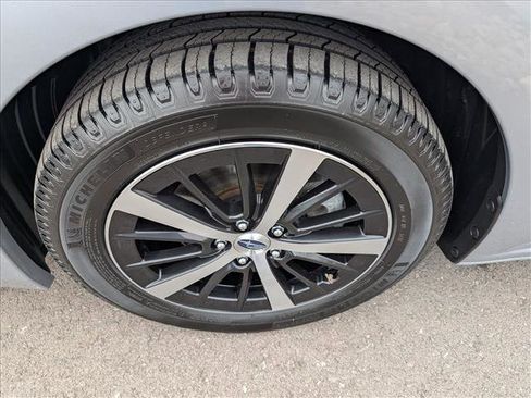 Used 2020 Subaru Impreza Premium image 9