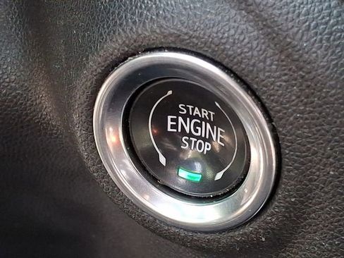 Used 2021 Chevrolet Silverado 1500 LT Trail Boss w/ Convenience Package II AWD/4WD image 18