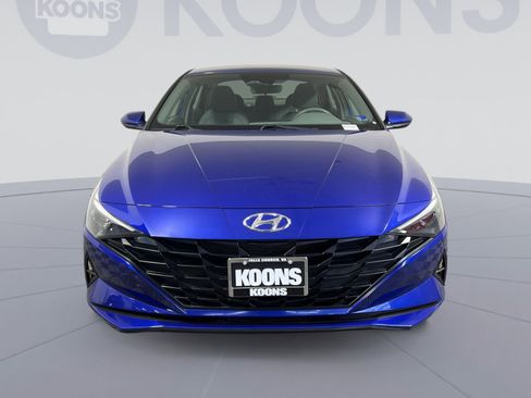 Used 2023 Hyundai Elantra SE FWD image 4